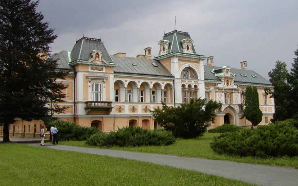 Zámek ve Světlé nad Sázavou