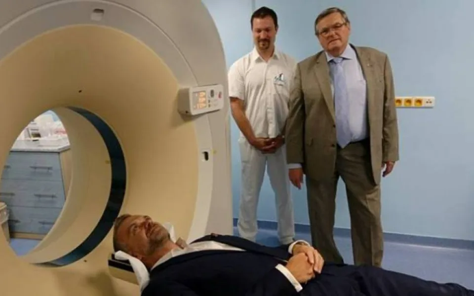 Moderní CT v Nemocnici Pelhřimov výrazně upřesní diagnostiku. Pacientům slouží ode dneška