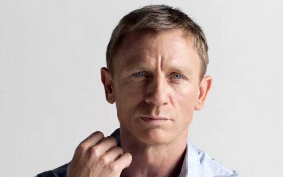 Daniel Craig