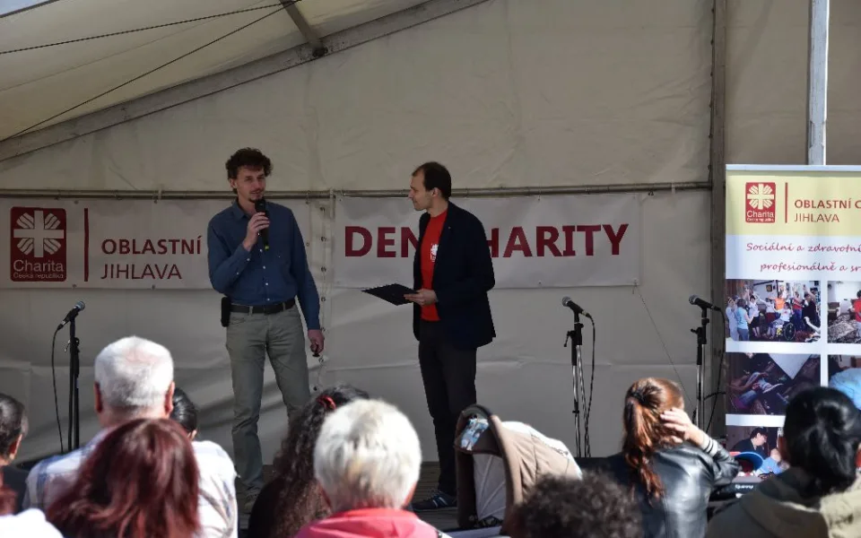 Den Charity 2016