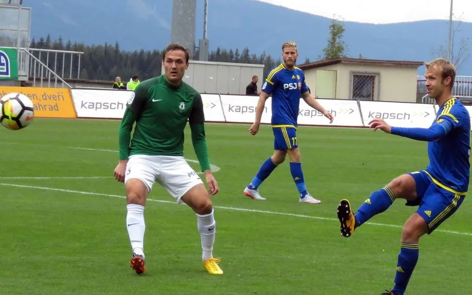 Červená karta z úvodu zhatila naděje. Vysočina schytala v Jablonci debakl 5:0