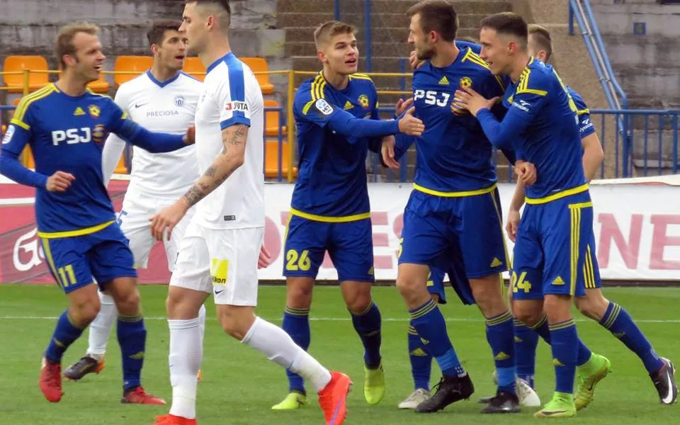 Tolik potřebné vítězství přišlo! Vysočina díky třem gólům do poločasu porazila Liberec
