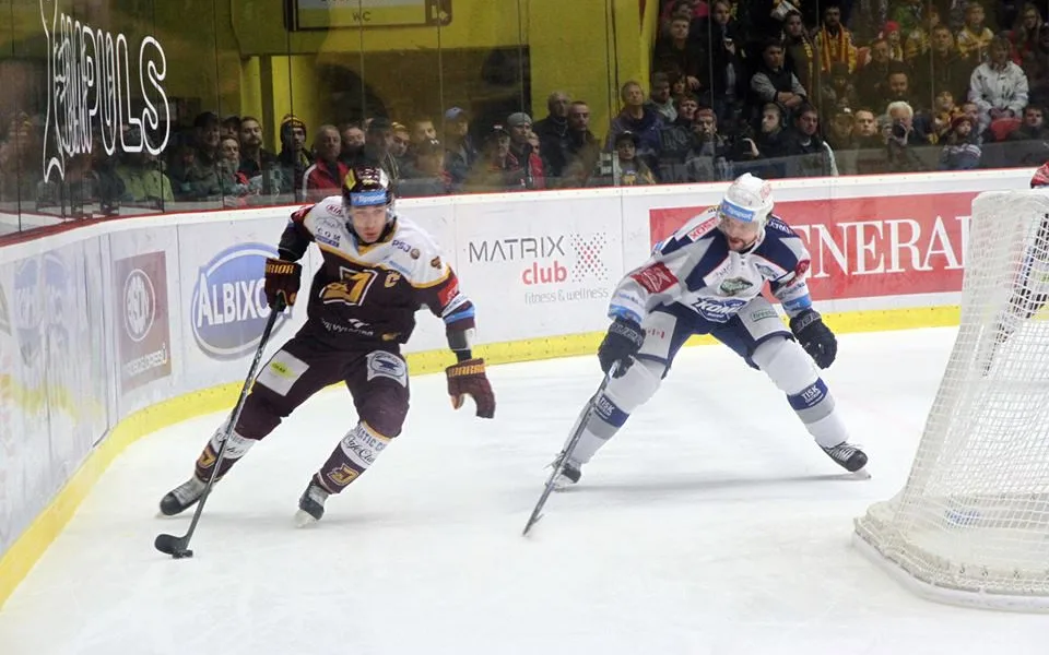 Zkušenost mistra předčila nadšení nováčka. Dukla prohrála s Kometou 0:2