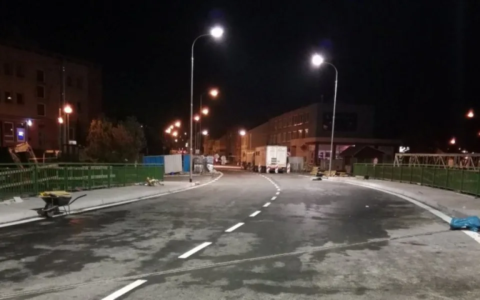 Novostavba několik hodin před otevřením 
