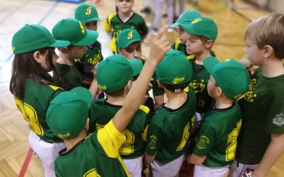 Baseballový klub Ježci Jihlava slaví úspěchy i mimo sezonu. Mladíci obhájili prvenství ve Winter League