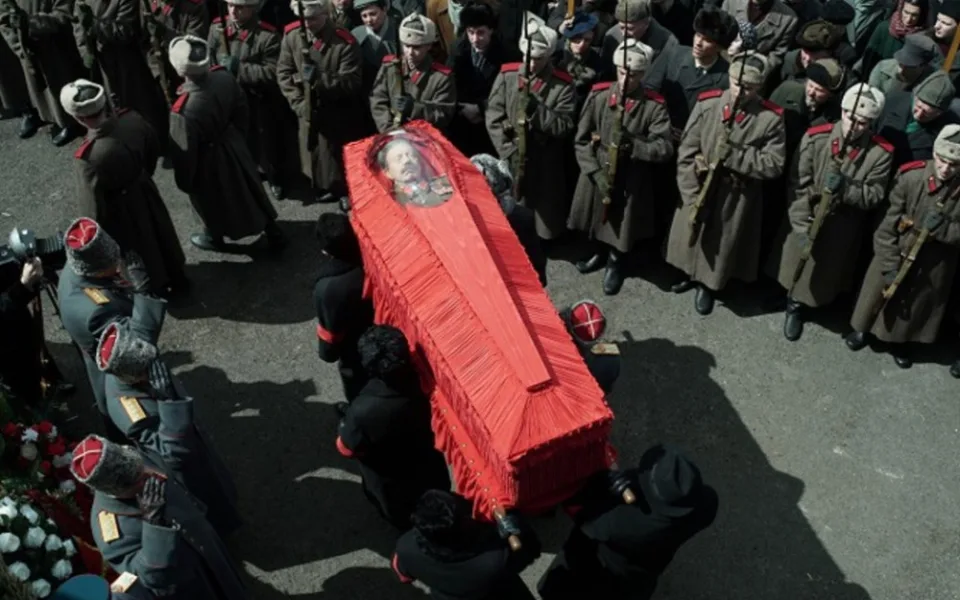 FILMOVÉ PREMIÉRY: Strhne se boj o Stalinovo místo