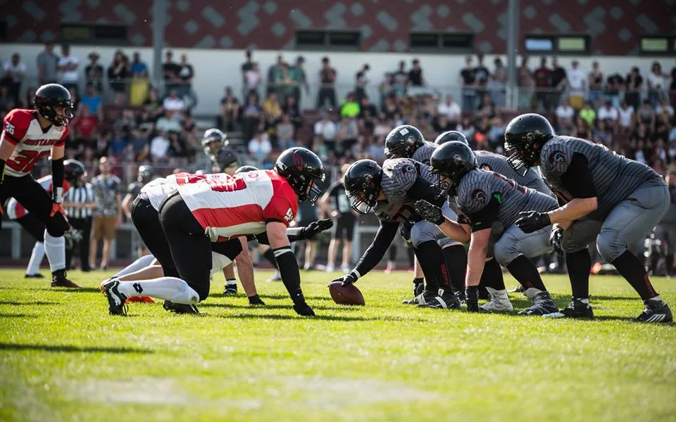 V prvním domácím zápase Gladiátoři dominovali, pražské Mustangy porazili 47:12