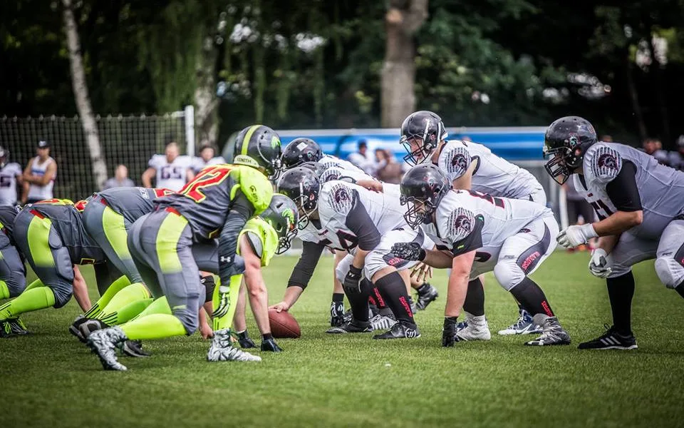 Gladiators i podruhé porazili Hradec Králové rozdílem třídy a dotírají na špičku druhé ligy
