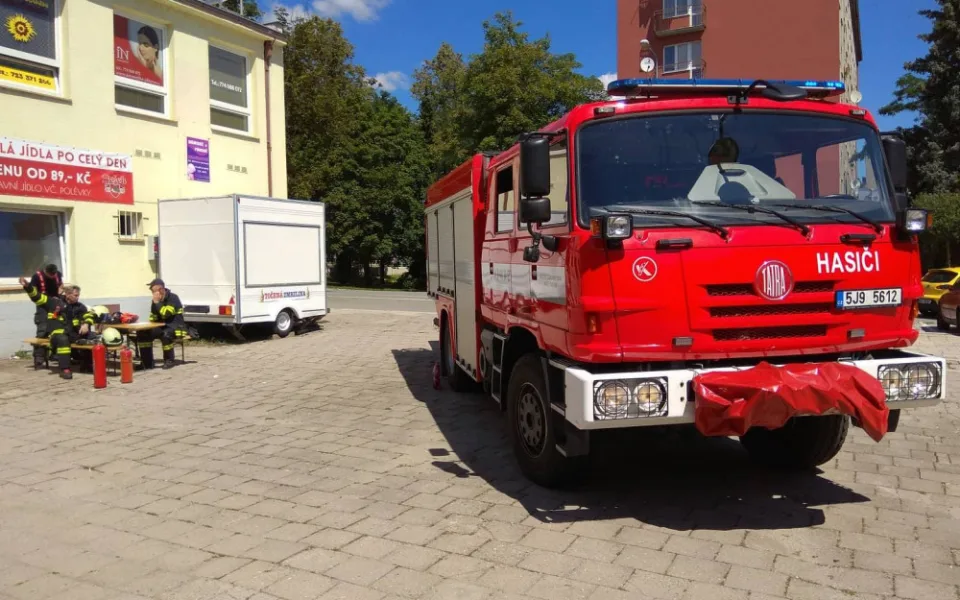 V bedřichovské restauraci se vzňal rozpálený olej, zasahovat museli dvě hasičské jednotky