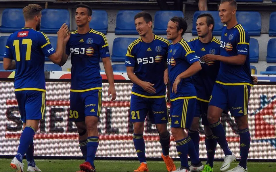 Vysočina vyválčila druhou výhru v řadě, Pardubice doma porazila 1:0