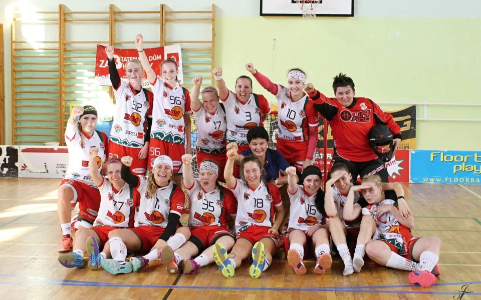 Florbalistky SK Jihlava vstoupily do první ligy jednou prohrou a jednou výhrou