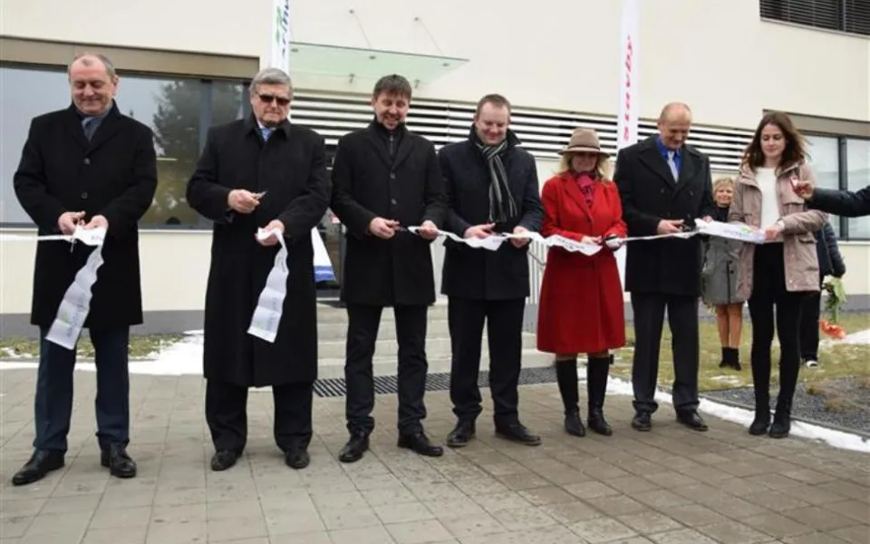 Studenti třebíčské průmyslovky se učí v nových učebnách. Nový pavilon je celý bezbariérový