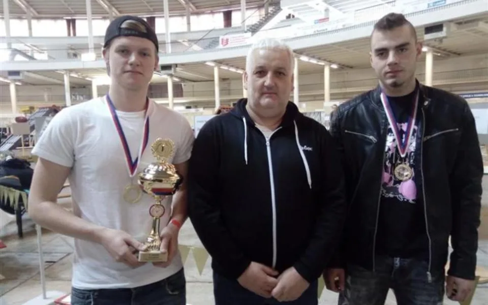 Dva klempíři z jihlavské stavebky se stali mistry ČR. Na soutěži v Brně nenašli konkurenci
