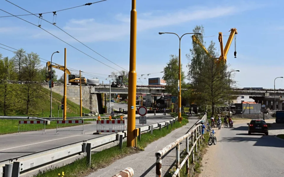 Řidiči v Jihlavě, pozor. Příští víkend neprojedete ulicí Romana Havelky