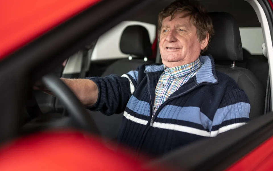 (NE)OBYČEJNÍ: Záleží mi na tom, aby z mých žáků autoškolu každý dokončil, říká instruktor Bohumil Vítek