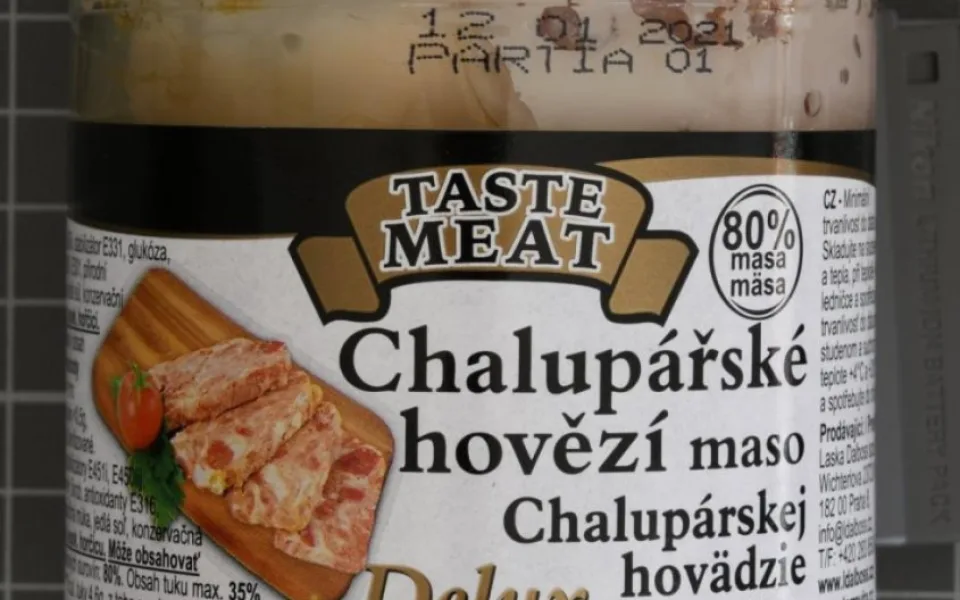 Jedním z produktů, které neobsahovalo tolik masa, kolik by mělo, bylo i Chalupářské hovězí maso Delux