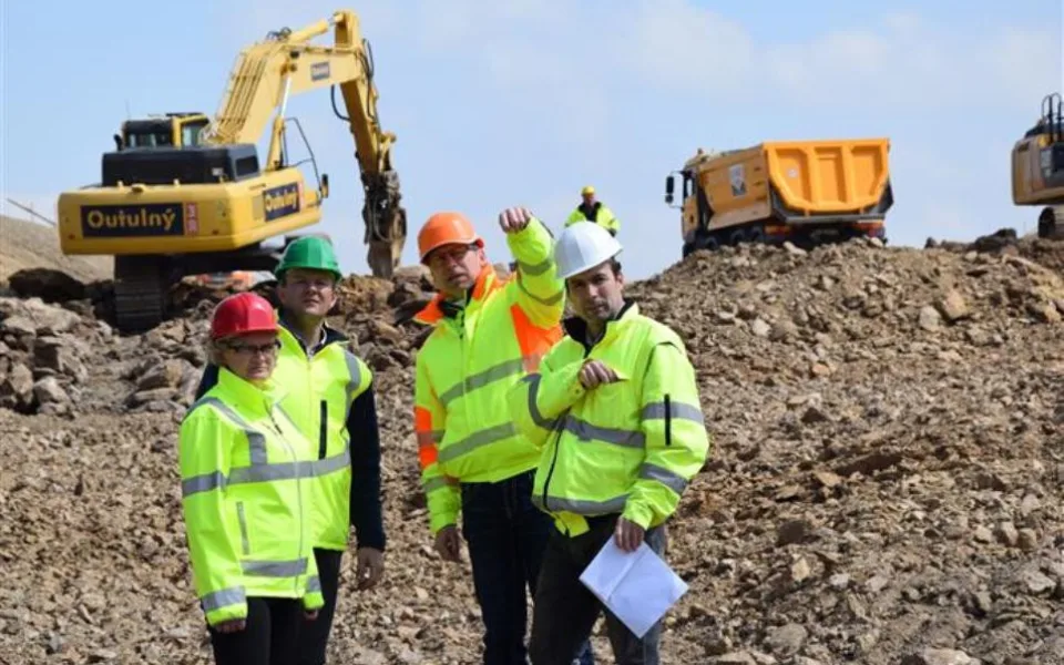 Stavba obchvatu Velkého Beranova. Jde o historicky největší dopravní stavbu v kraji