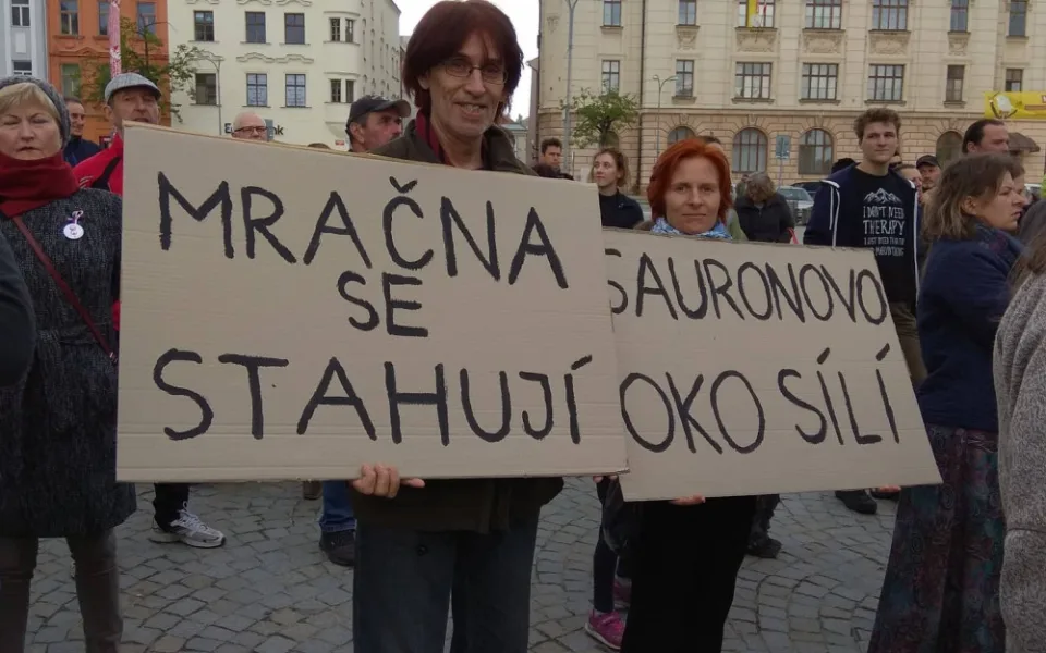 AKTUÁLNĚ: V Jihlavě se po dvou týdnech opět demonstruje. Za nezávislost demokracie