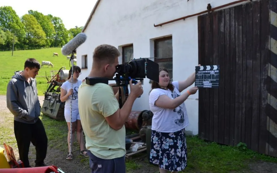 Natáčení filmu Z města na venkov