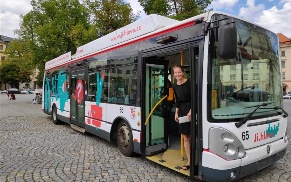 Do ulic Jihlavy vyjel festivalový trolejbus. Dokumentární festival bude klást důraz na ekologii
