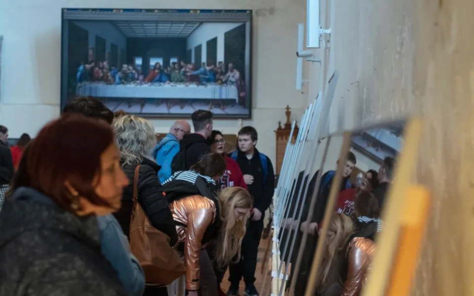 V Jihlavě je k vidění rekonstrukce slavného obrazu Poslední večeře. Pouze do konce října