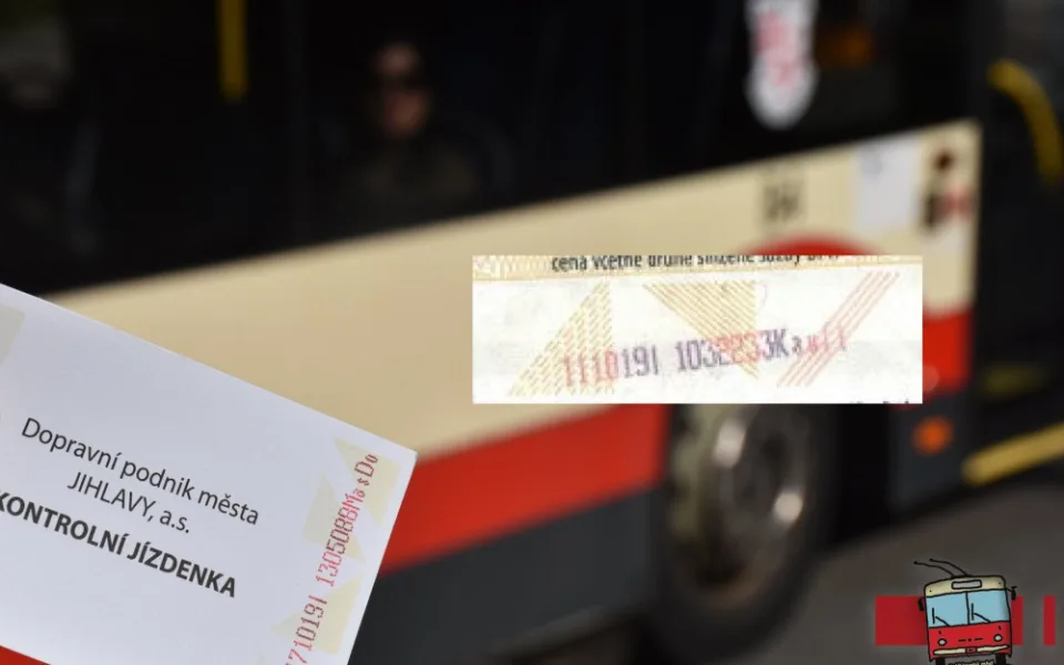 Dvoubarevný text na nezfalšované jízdence