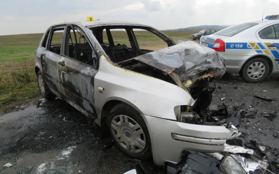 Tragická nehoda u Velkého Beranova. Jeden člověk zemřel, další dva lidé se zranili