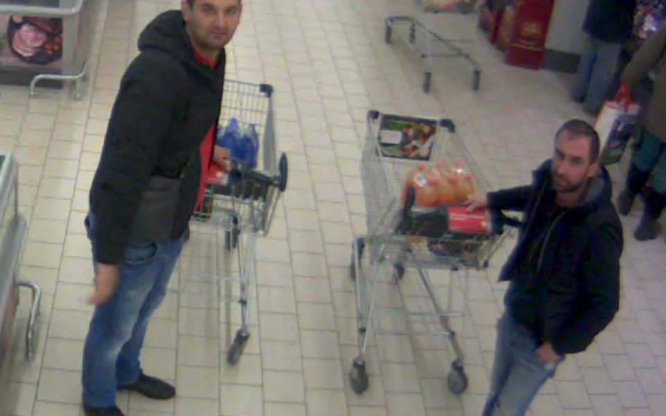 V Jihlavě a Havlíčkově Brodě došlo ke krádeži sektu. Neznáte muže na záznamu?