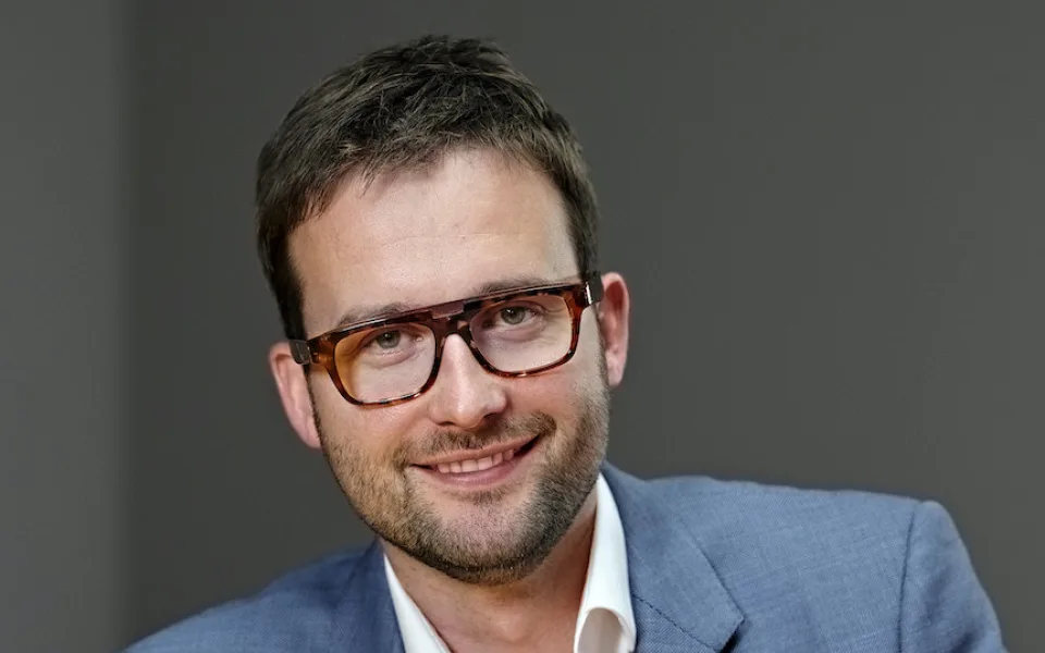 Finanční gramotnost mají Češi v DNA, stačí ji jen rozvinout. V bezkontaktních platbách jsme na špici, říká šéf Mastercardu