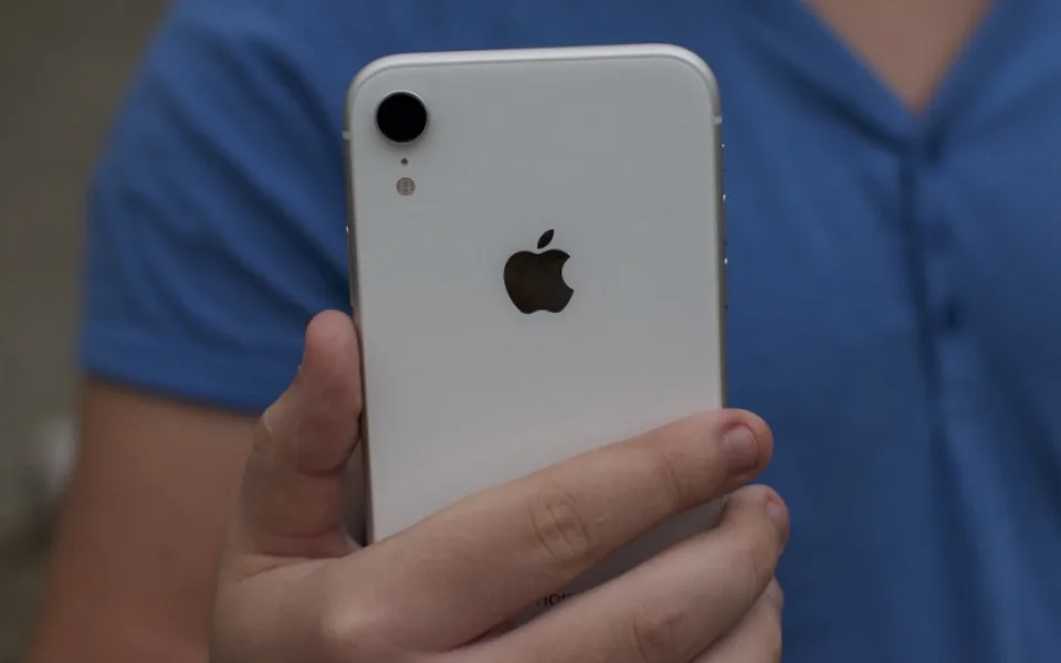 Na účet prodávajícího poslal 12 tisíc, vytouženého Iphonu se ale muž z Jihlavska nedočkal
