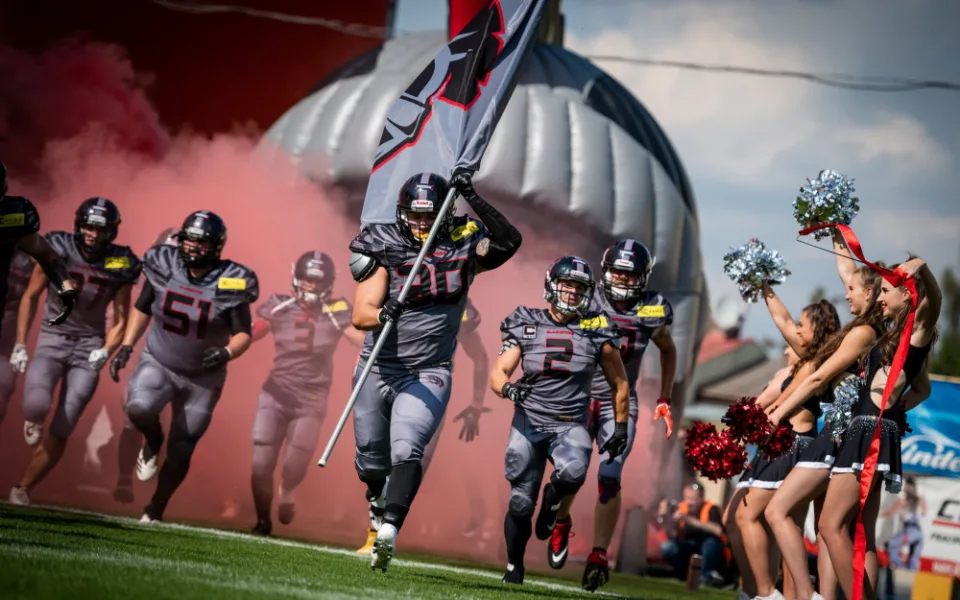 Gladiators zdrtili i dalšího soupeře, na hřišti pražských Mustangů vyhráli 69:6