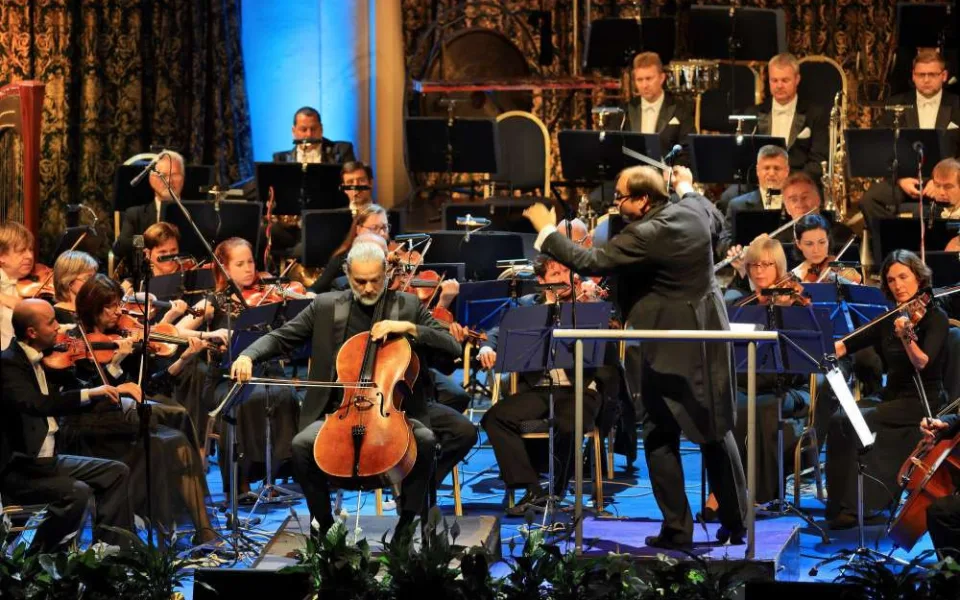 Umělci ocenili fantastickou atmosféru a dočkali se potlesku ve stoje. Mezinárodní hudební festival Český Krumlov zahájil svůj 29. ročník