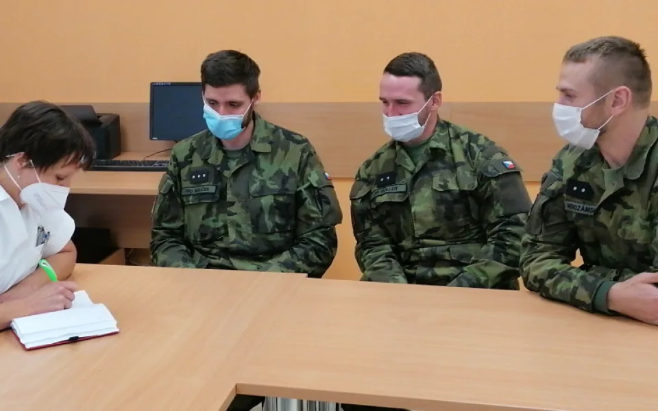 Vojáci opět pomáhají. Dnes se zapojili do provozu tří zařízení na Vysočině