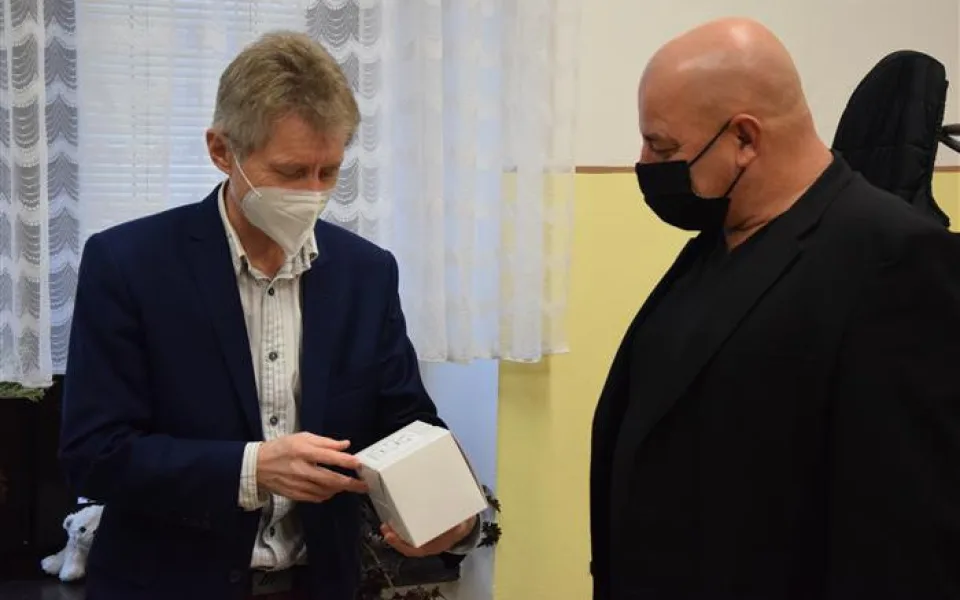 Roušky darované z Tchaj-wanu dala Vysočina dětským domovům. Celkem jich bylo 6 tisíc