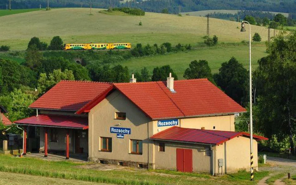 Drážní objekt v železniční stanici Rozsochy na Žďársku