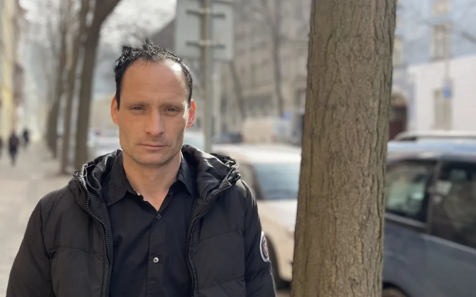 Novodobý Baron Prášil je na svobodě. Plánuji spořádaný život a nástup do práce, kandidaturu nevylučuji, říká Lukáš Kohout