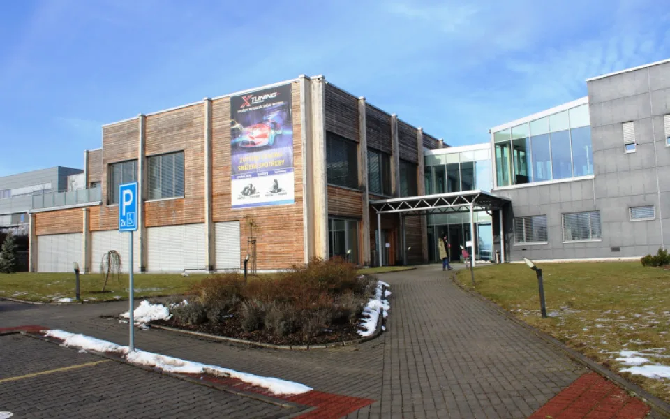 Objekt v Hruškových Dvorech, v němž sídlí očkovací centrum