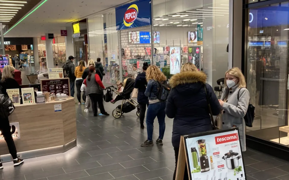 Citypark se včera otevřel jarním dětským nákupům, rodiče vzali obchody útokem