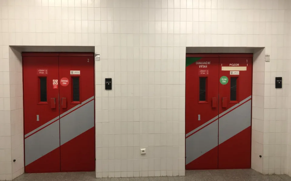 Výtahy v gynekologicko - porodnickém pavilonu 