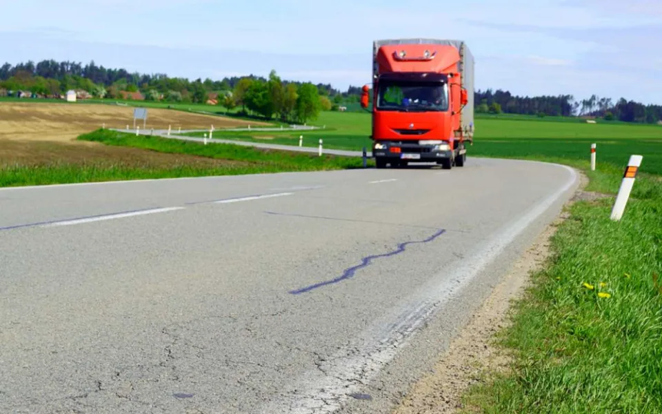 Foto z opravovaných úseků