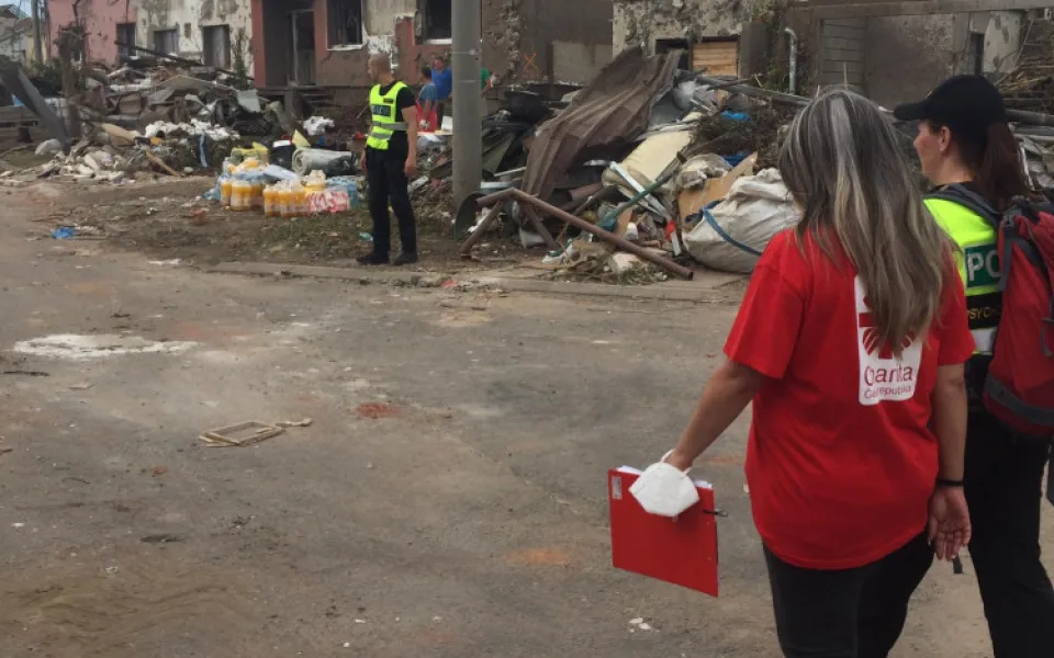 Reportáž z jižní Moravy: Do pomoci se zapojili také zaměstnanci jihlavské Charity