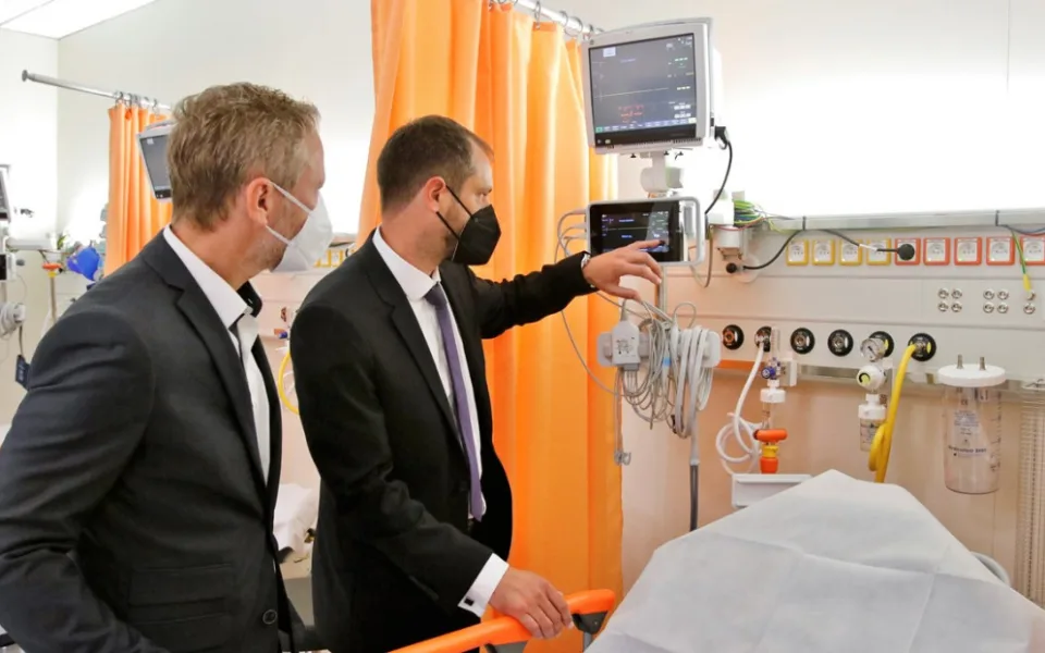Nemocnice v Pelhřimově má nový urgentní příjem. Pacienti ho začnou využívat od 1. září