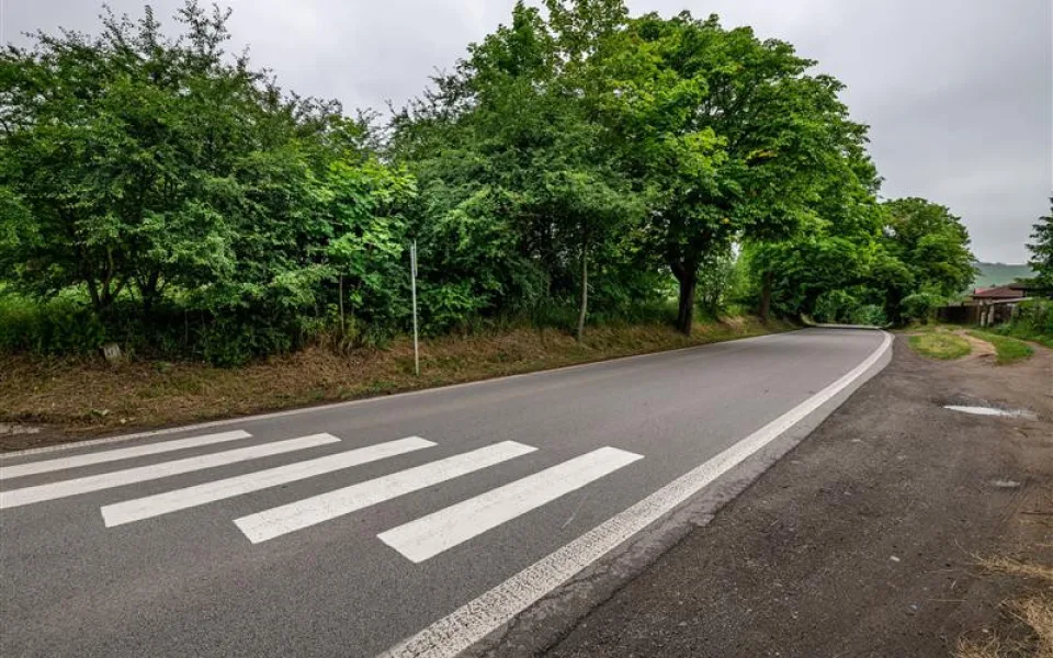 Část Brtnické ulice, kterou čeká nový chodník