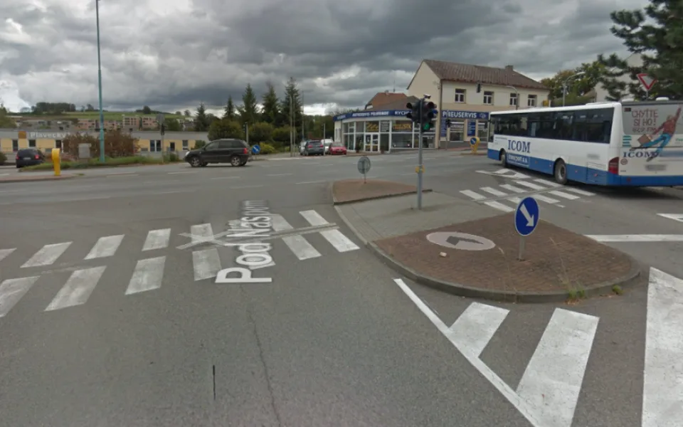V sobotu došlo v Pelhřimově k tragické nehodě, hledají se svědci střetu autobusu s chodcem