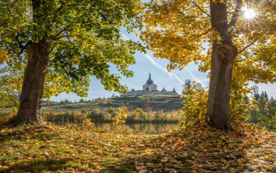 Veřejnosti se dnes po opravách slavnostně otevírá kostel na Zelené hoře ve Žďáře nad Sázavou