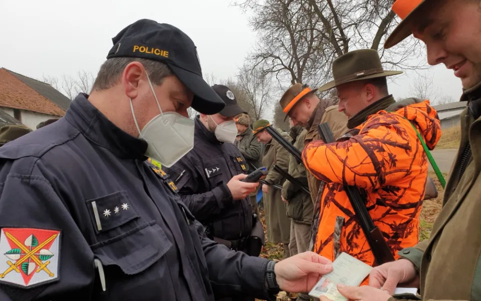 Policie v Kozlově na Jihlavsku kontrolovala myslivce. Žádný nebyl pod vlivem alkoholu