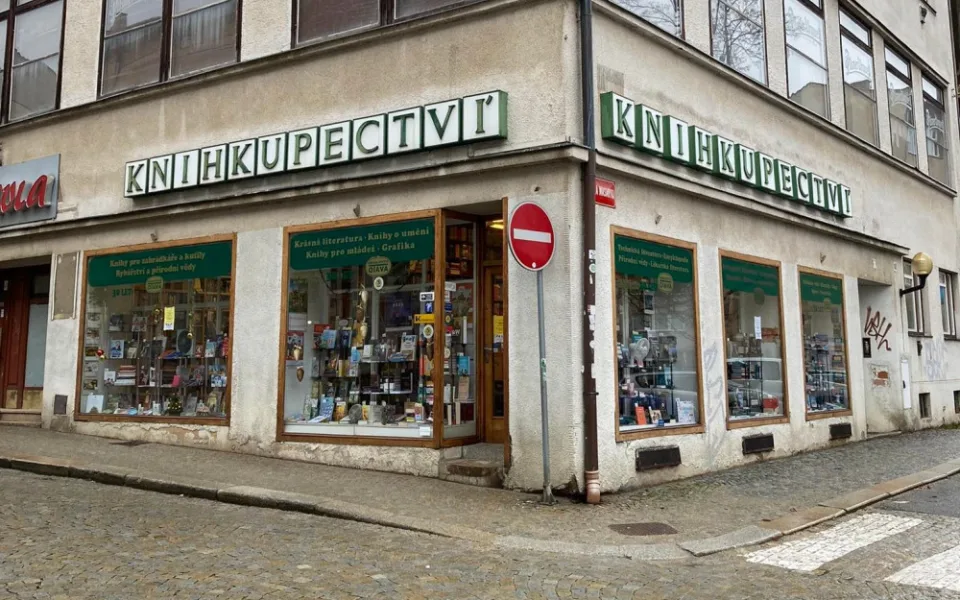 Už ne Otava, ale nově Kosmas. Ikonické knihkupectví mění identitu, v rámci rodiny nebylo komu ho předat