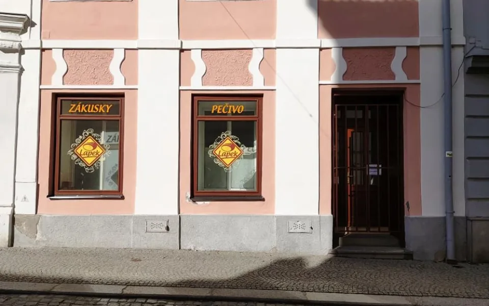 Jihlava přišla o cukrárnu v centru. Podnik s pekařstvím bude chybět maminkám s dětmi i seniorům