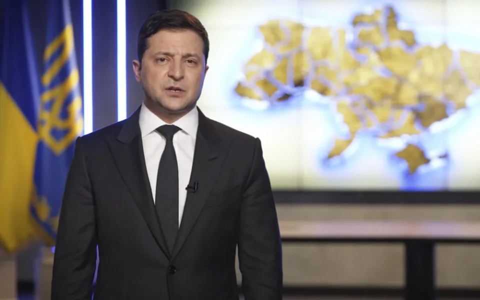Ukrajina podle Zelenského zůstala v boji proti ruské armádě sama