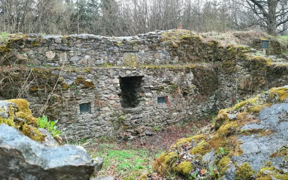 zřícenina hradu Ronovec